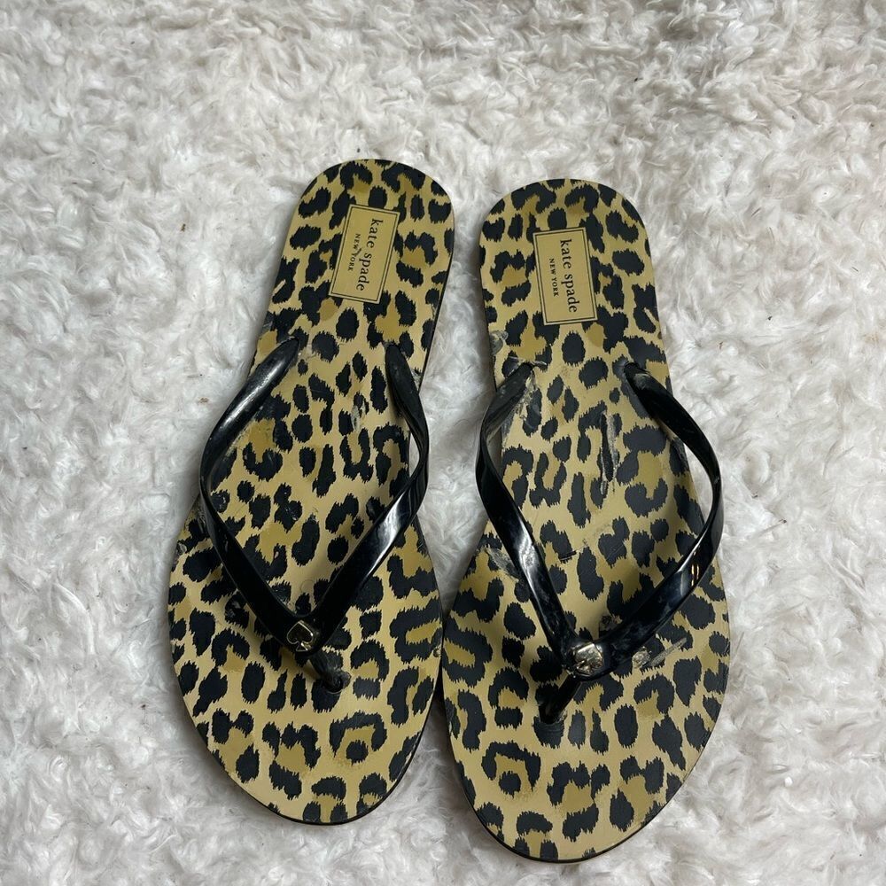 Kate Spade Leopard prints Black jelly thong sandals gold tone logo accent SZ9M